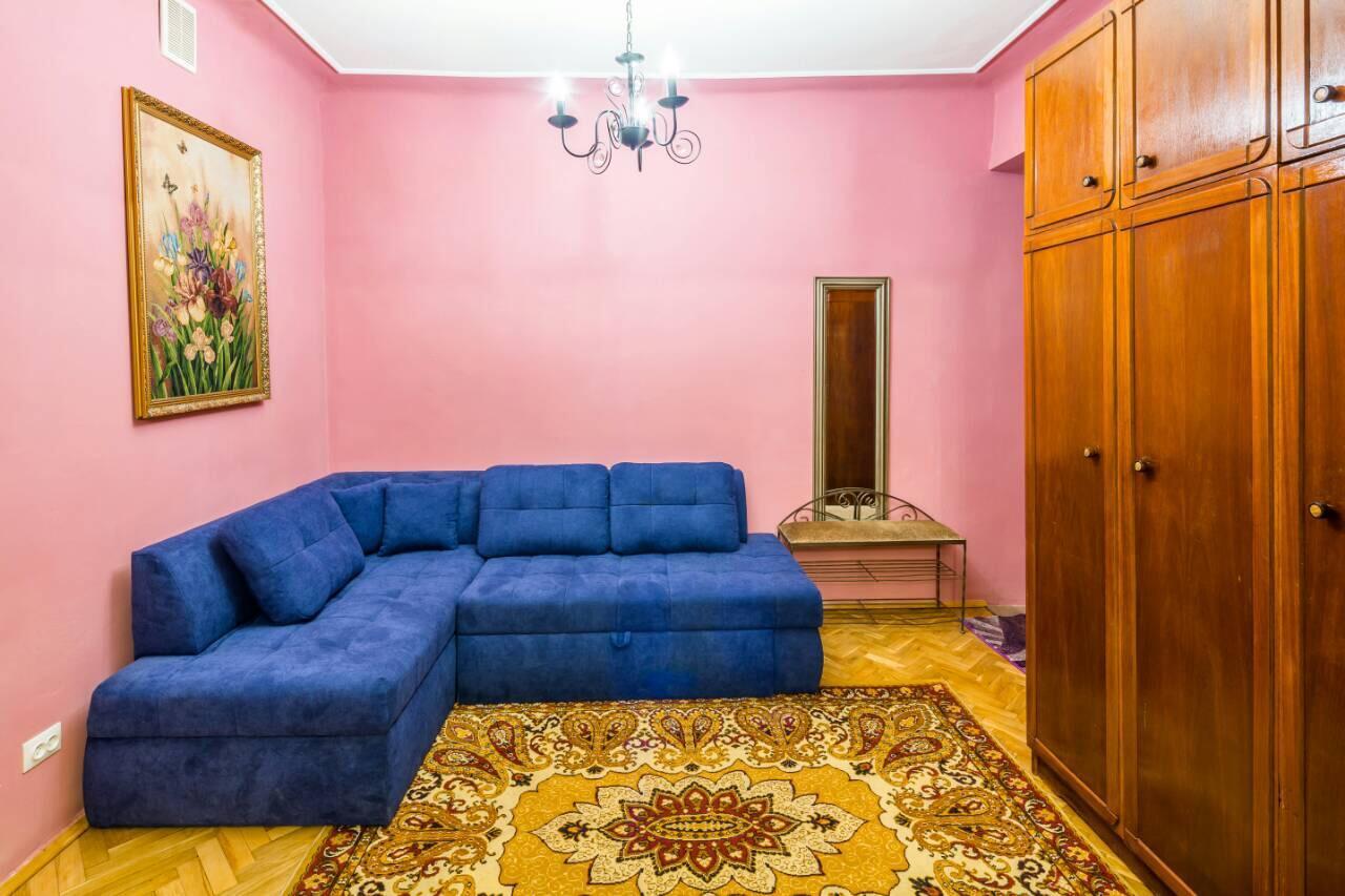 Apartments In The Center Львов Экстерьер фото
